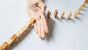 دورة اكسيلوس أساسيات إدارة المخاطر (M_o_R)