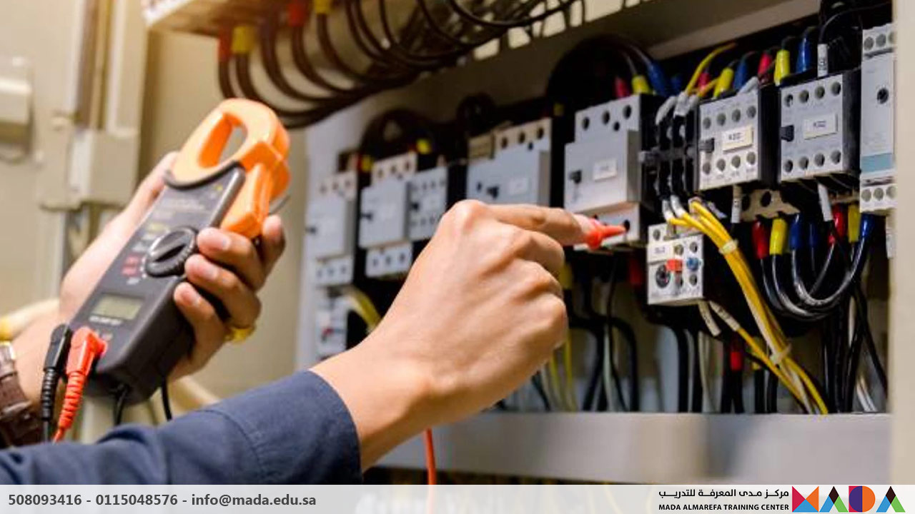 دورة حساب الأحمال الكهربائية والميكانيكية للمباني