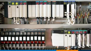 دورة برمجة المتحكمات المنطقية البرمجية (PLC)