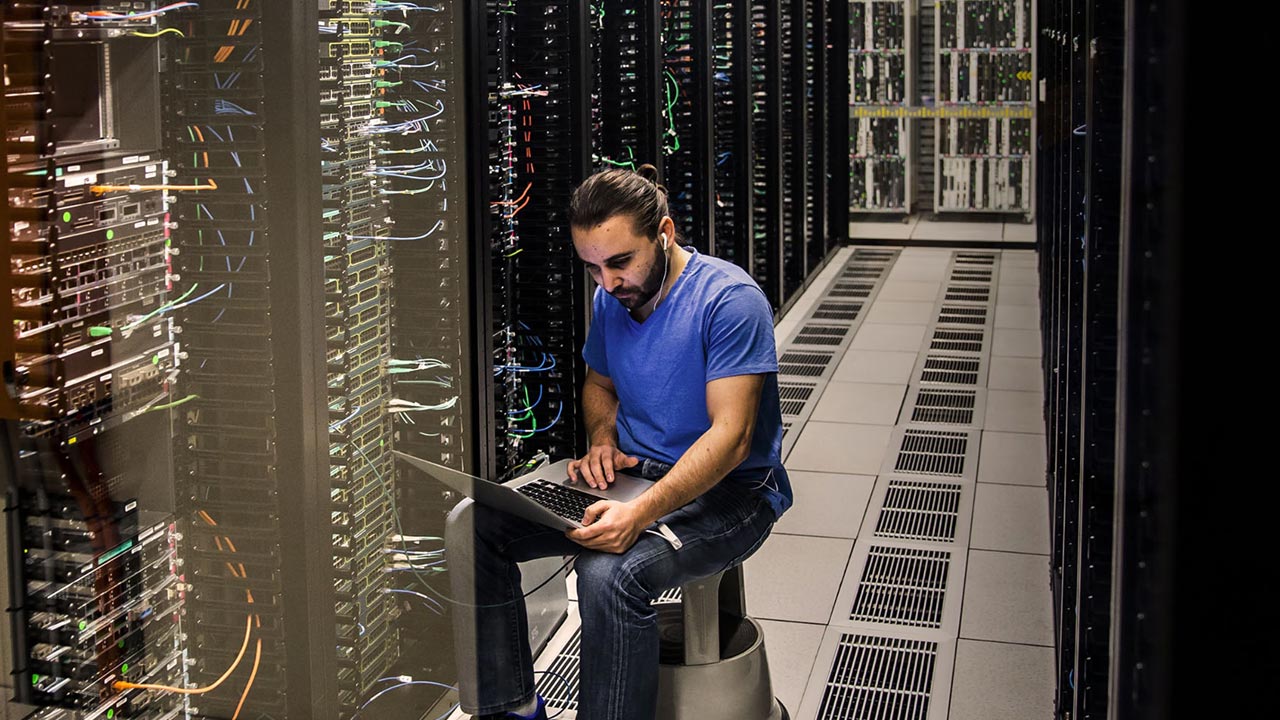 دورة تنفيذ وتشغيل تقنيات Cisco Data Center الأساسية (DCCOR)